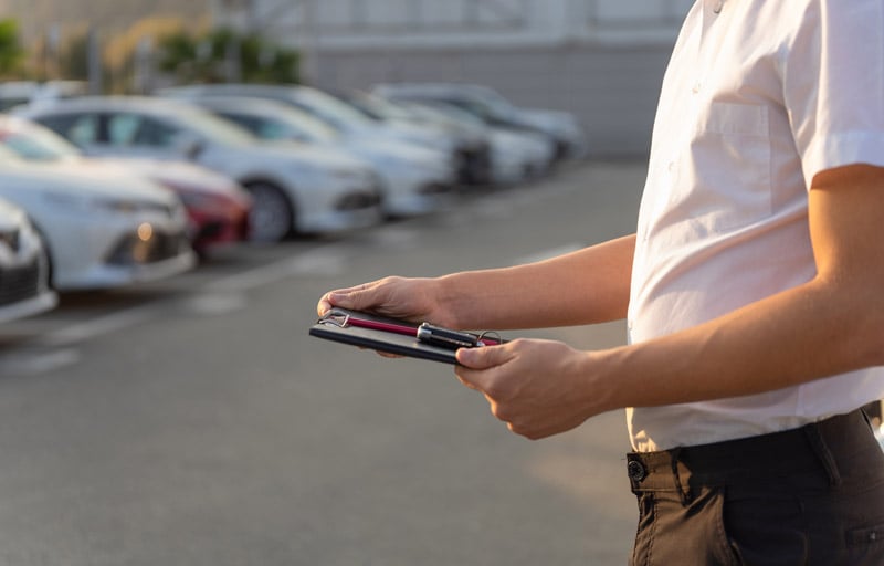 car-rental-parking-lot