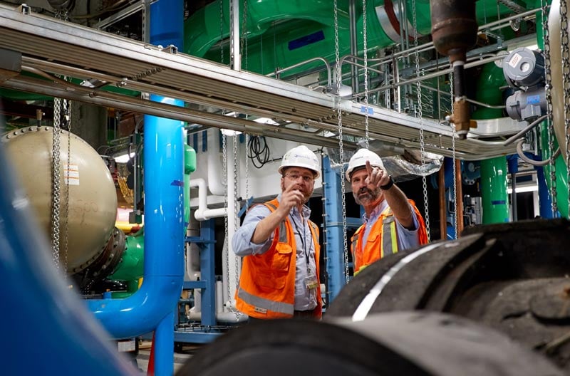 hudson-yards-veolia-employees-examining-building-equipment